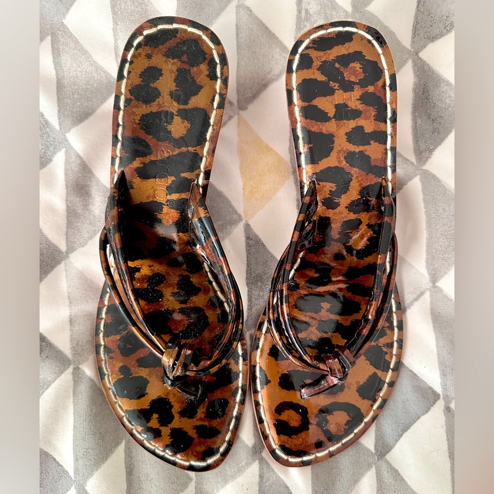 Bernardo MIAMI WEDGE Sandals Leopard Patent 9